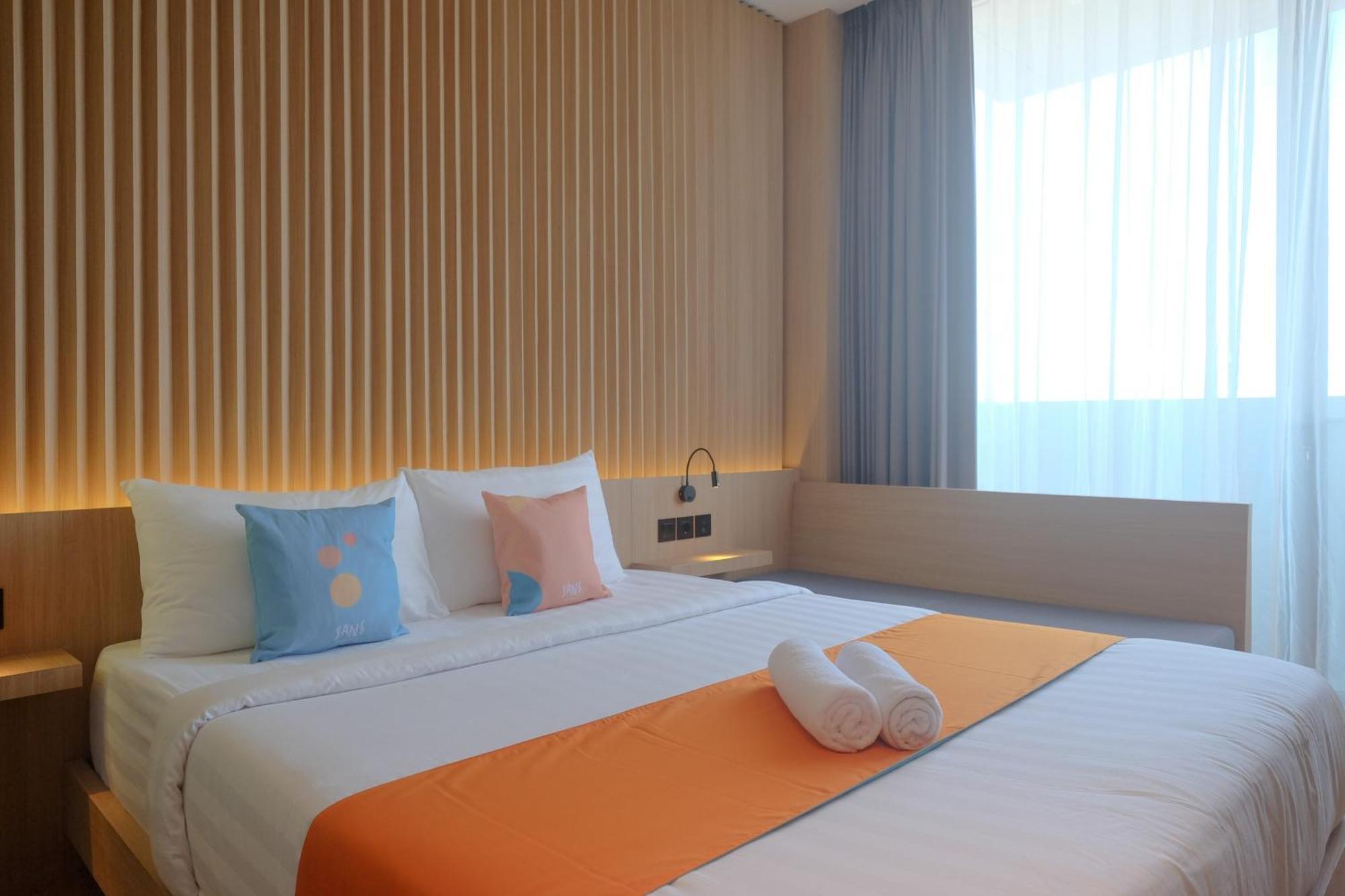Sans Hotel Rg Living Jogja By Reddoorz Pakualaman Zewnętrze zdjęcie